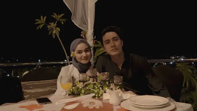 13 Artis Indonesia yang Menikah dengan Idolanya, dari Penggemar Jadi Jodoh