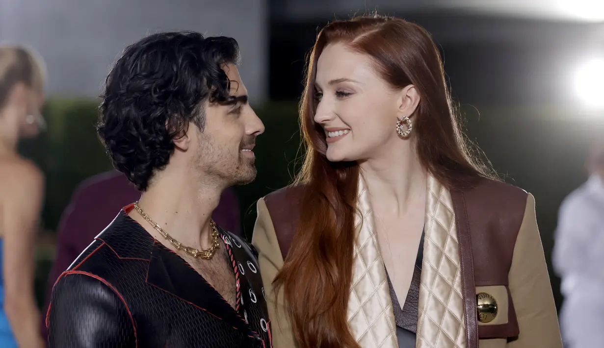 Anggota Jonas Brother itu disebut telah menyewa dua pengacara untuk mengurus perpisahannya dengan Sophie Turner. (Frazer Harrison / GETTY IMAGES NORTH AMERICA / Getty Images via AFP)