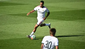 Jose Mourinho Langsung Lihat Dua Wajah Trent Alexander-Arnold di Laga Perdana Pramusim Real Madrid