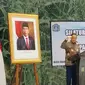 Gubernur DKI Jakarta Anies Baswedan melakukan serah terima bantuan dana hibah kepada 10 partai politik (parpol) 2022 dengan total anggaran sebesar Rp27,5 miliar. (Dok. Liputan6.com/Winda Nelfira)