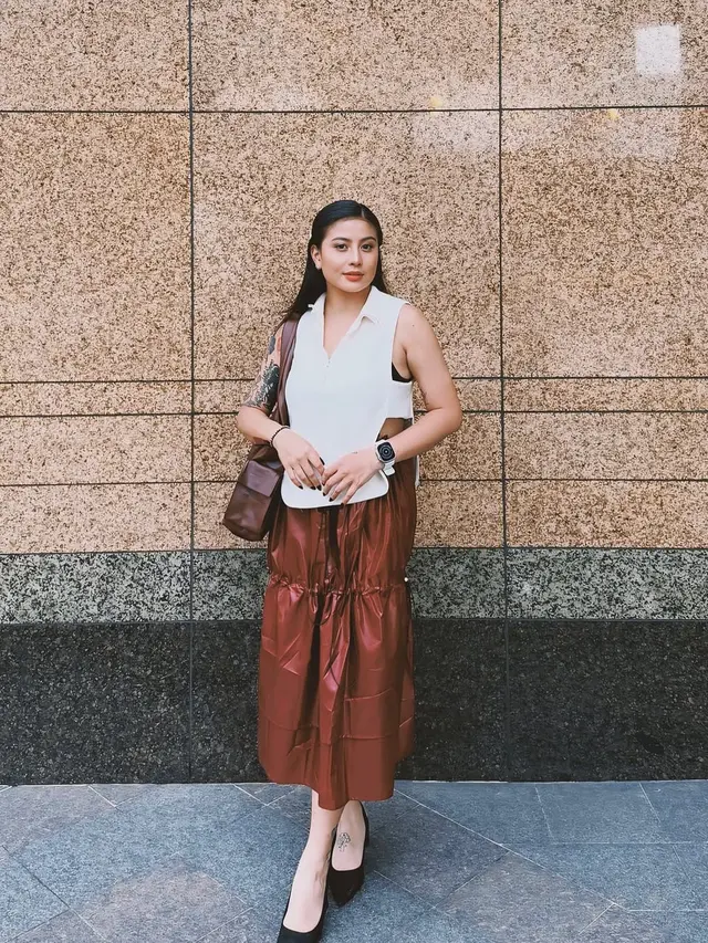 Potret Outfit Awkarin. (instagram/@narinkovilda)