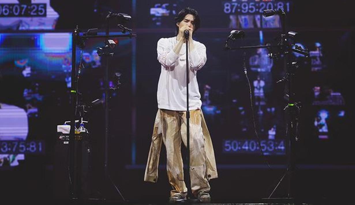 Suga sendiri sukses menggelar konser solonya selama 3 hari di Jakarta. Bahkan, penampilannya meninggalkan kesan tersendiri bagi para penonton yang hadir. (Liputan6.com/IG/@agustd)