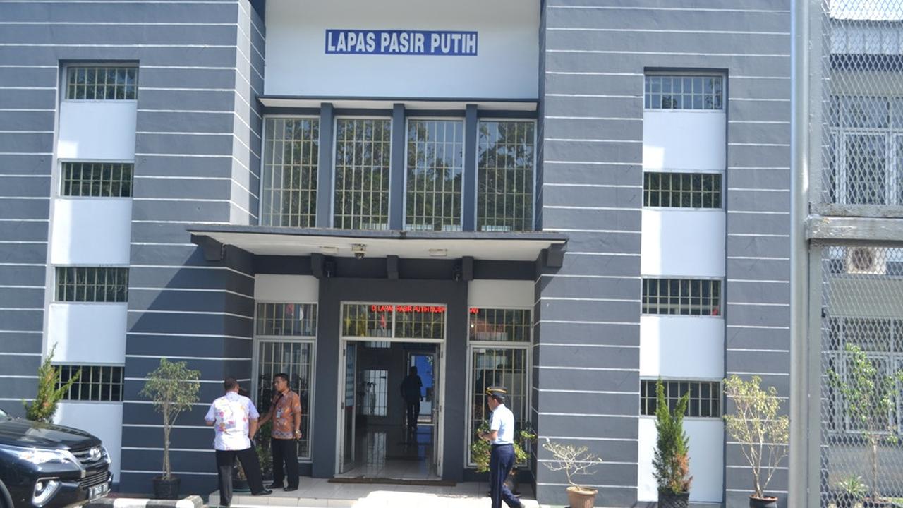 Napi Teroris Risiko Tinggi di Lapas Batu Nusakambangan Pindah Sel