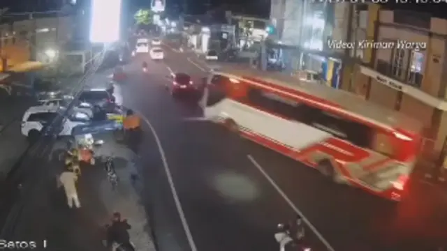 Kecelakaan bus pariwisata di Kota Batu/Instagram @malangraya_info