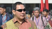 Hutomo Mandala Putra atau Tommy Soeharto saat menghadiri perayaan HUT ke-63 Kopassus, Jakarta, Rabu (29/4/2015). Tommy hadir sebagai undangan dengan status putra-putri Presiden. (Liputan6.com/Herman Zakharia)
