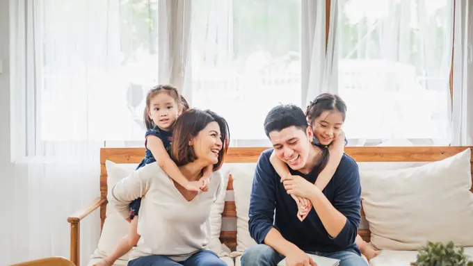 Padatnya Kegiatan Moms dari Sahur Sampai Berbuka, Ini Tips agar Ramadan Tetap Ceria bersama Keluarga