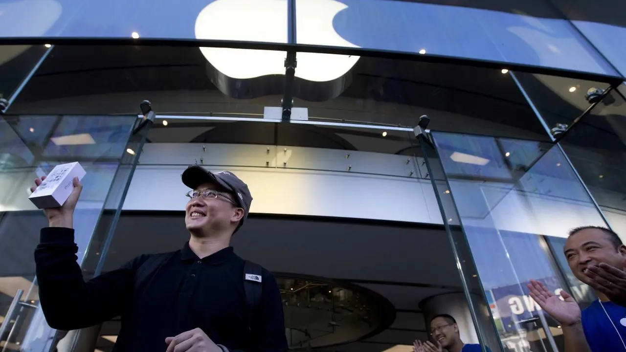 Polisi Bekuk Kawanan Pencuri 240 iPhone