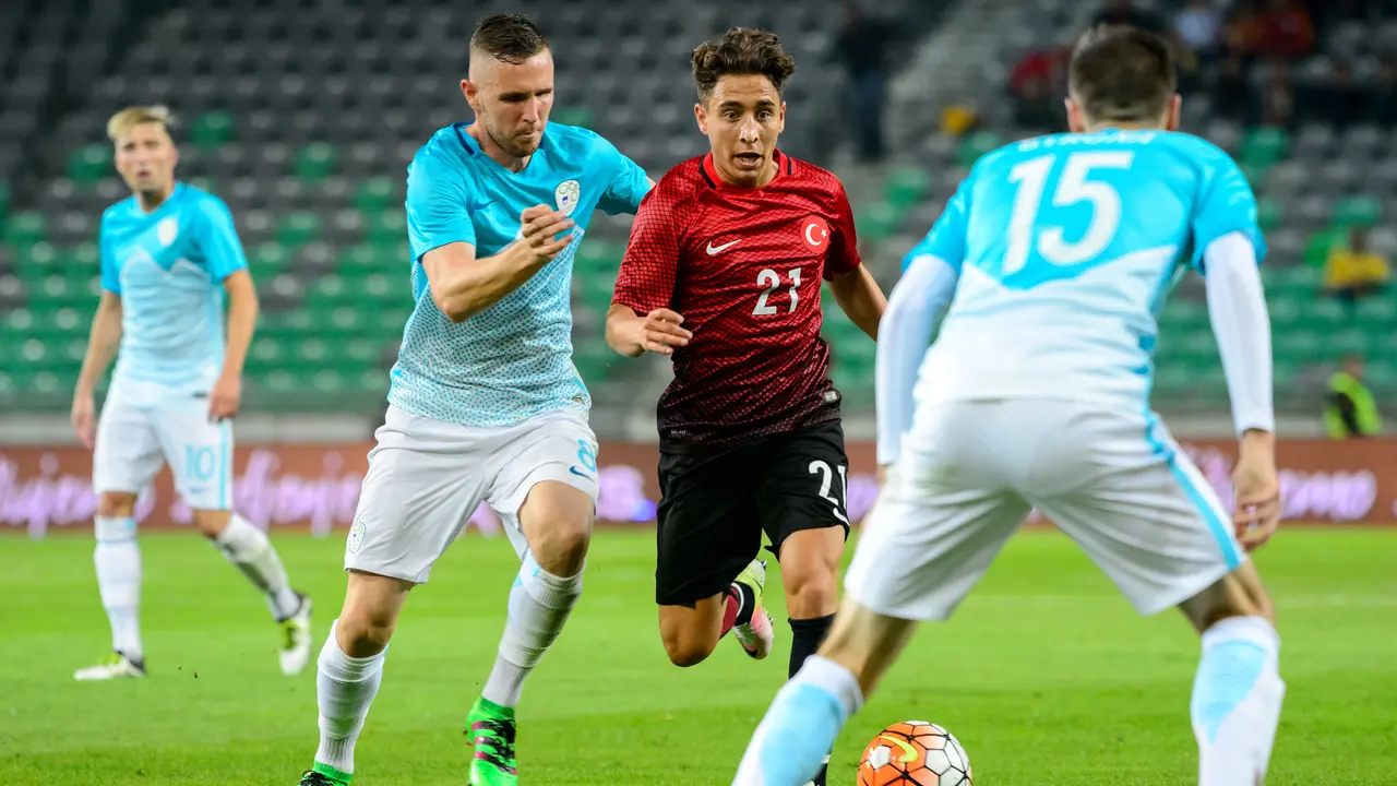 Emre Mor