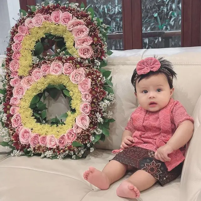 [Fimela] 9 Potret Transformasi Baby Ameena dari Usia 1 Hingga 9 Bulan