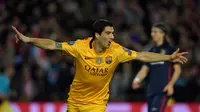 Pukul Bek Atletico, Suarez Dibela Pelatih Barcelona