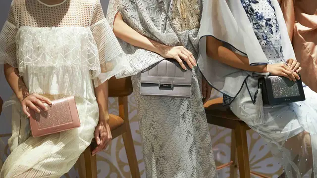 Percantik Outfit di Hari Lebaran dengan Tas dan Sepatu Bernuansa Moroccan dan Arabic