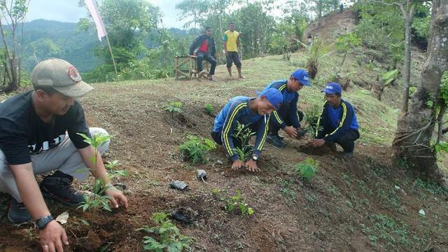 10 Penyebab Pencemaran Tanah, Ini Solusi Pencemaran Tanah dan Cara Mencegahnya