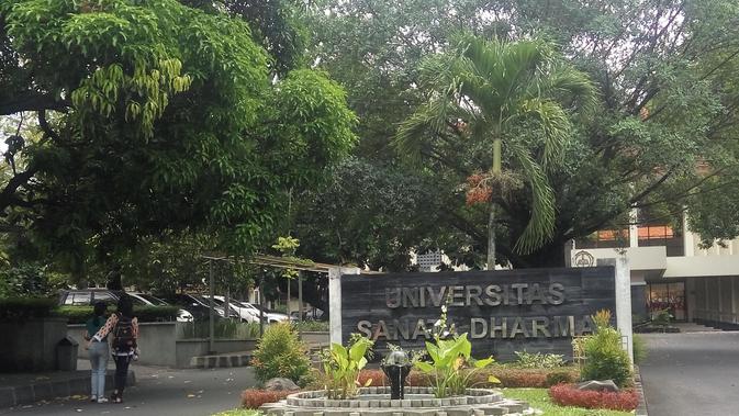 Pohon beringin yang berada di kampus pascasarjana USD menjadi salah satu bukti kecintaan Soekarno terhadap tanaman (Liputan6.com /Switzy Sabandar)