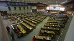 Anggota dewan mengikuti jalannya Sidang Paripurna DPR membahas revisi UU MD3 di Kompleks Parlemen, Senayan, Jakarta, (26/11). (ANTARA FOTO/Ismar Patrizki)