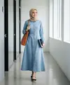 Outfit Minimalis Gamis untuk ke Kantor dan Acara Santai (Image by Gemini AI)