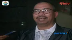 Polisi mengamankan pria yang diduga salah seorang pelaku penyiraman air keras kepada Novel Baswedan.