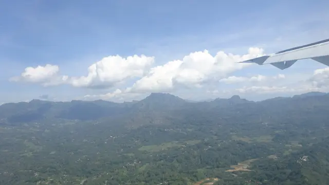Gunung Ambeso di Sulawesi Selatan