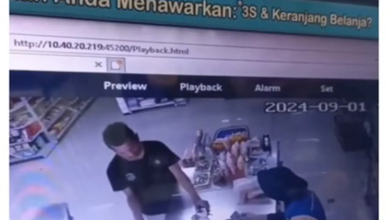 Viral Video Wanita di Minimarket Dipukul dan Hijabnya Ditarik sampai Terlepas oleh Pria yang Diduga Suaminya.  foto: TikTok @vhiras5