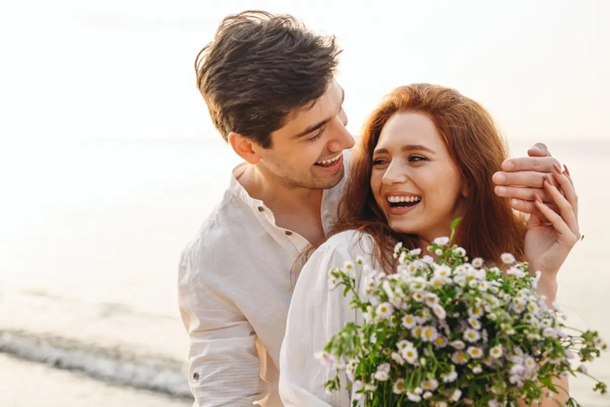 Pilihan Hadiah Anniversary Buat Istri Tercinta yang Bisa Bikin Dia Auto Terpana