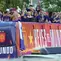 Para pemain Timnas Spanyol berparade di atas bus terbuka melalui jalan-jalan Madrid pada 20 Juli 2026, satu hari setelah timnas memenangkan gelar Piala Dunia kedua mereka setelah kemenangan 1-0 melawan Argentina. Para pemenang Piala Dunia Spanyol kembali ke rumah dan disambut bak pahlawan di Madrid, di mana satu juta penggemar diperkirakan akan menyambut mereka setelah malam perayaan meriah di seluruh negeri. (Paul Hanna/AFP)