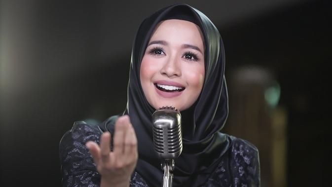 Dikabarkan Batal Nikah, Laudya Cynthia Bella Sibuk 