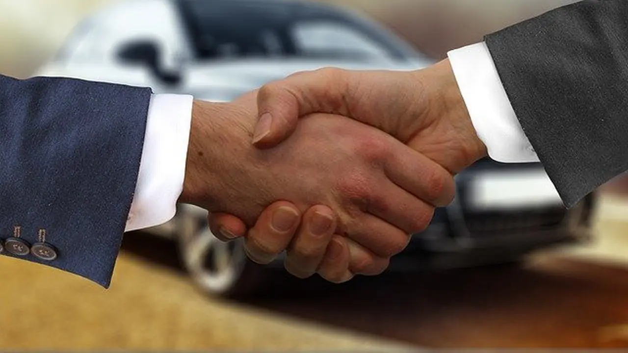 Ilustrasi Dealer Mobil - Image by Gerd Altmann from Pixabay