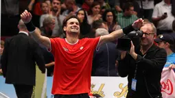 David Ferrer meluapkan kegembiraannya usai mengalahkan Steve Johnson di partai final Erste Bank Open 2015 di Stadthalle Arena, Wina, Austria, Minggu (25/10/2015) malam WIB. (Bola.com/Reza Khomaini)