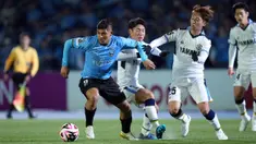Hujan sembilan gol tercipta saat Kawasaki Frontale menjamu Jubilo Iwata di pekan kedua Meiji Yasuda J1 League 2024. Laga tersebut dihelat di Uvance Todoroki Stadium by Fujitsu, Kawasaki, Jumat 1 Maret lalu. (Dok. J1 League)