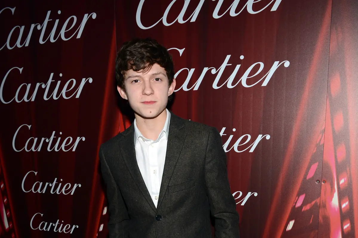 [Bintang] Tom Holland