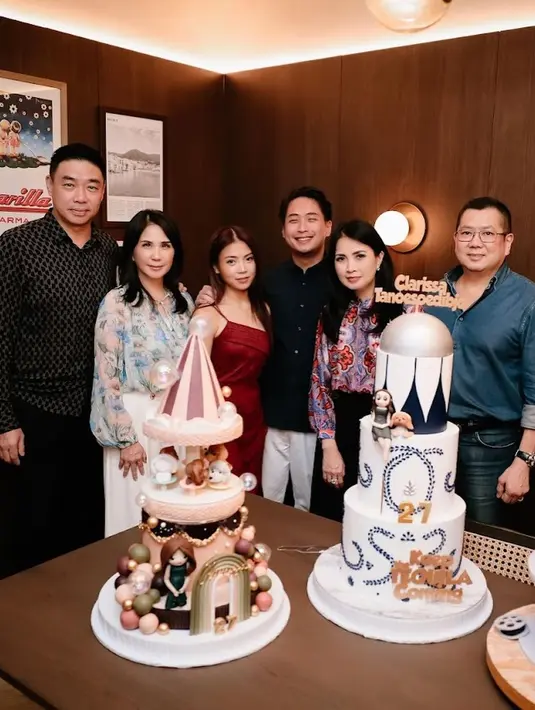 Penampilan Clarissa terlihat begitu manis dengan gaya rambut terurai.  [Foto: instagram/ Clarissa Tanoesoedibjo]