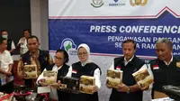 Badan Pengawas Obat dan Makanan (BPOM) menyita lebih dari 190 ribu sachet produk kopi impor ilegal dengan merek Pak Belalang.  (Foto: Liputan6.com/Giovani Dio)