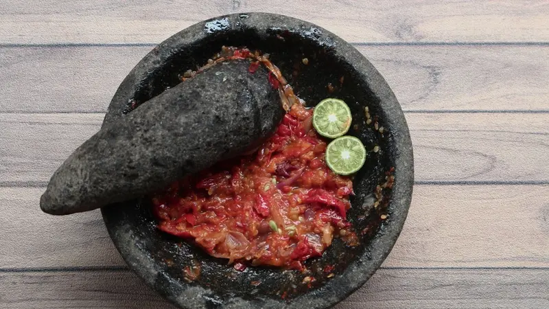 Resep Sambal Terasi Rumahan: Tips agar Tahan Lama dan Kreasi Sajian yang Menggugah Selera