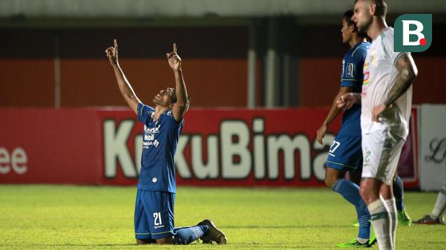 FOTO: Gol di Masa Injury Time Pastikan Kemenangan 2-1 Persib Bandung atas PS Sleman - Frets Butuan
