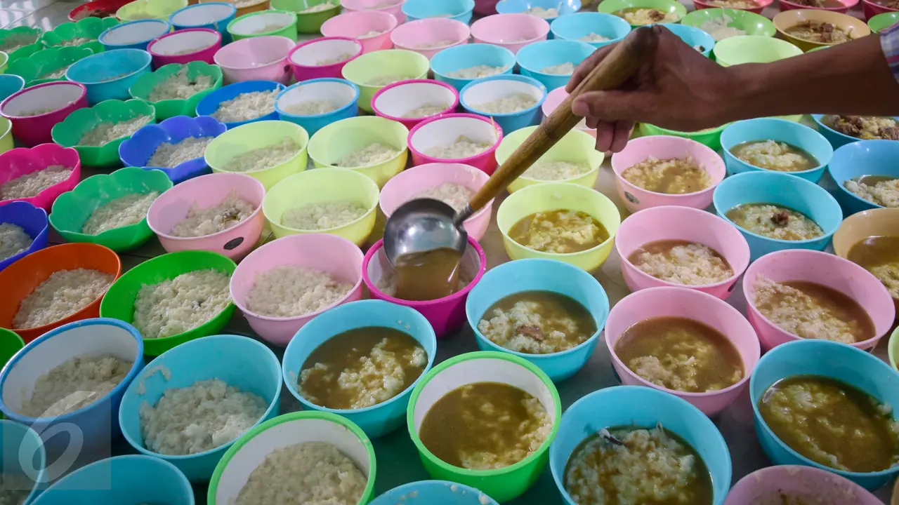 20160623-Bubur India, Hidangan Wajib Buka Puasa di Semarang-Jawa Tengah