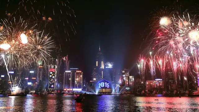 Pesta Kembang Api di Hongkong (1)