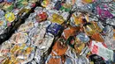 Kaleng aluminium yang dipadatkan di sebuah pusat limbah di Kamikatsu, Prefektur Tokushima, 14 Maret 2019. Sehari-harinya penduduk kota di barat daya Jepang ini dihadapkan dengan 45 kategori sampah, mulai dari kaleng alumunium, kaleng besi, botol kaca, sampai kertas brosur. (Kazuhiro NOGI/AFP)