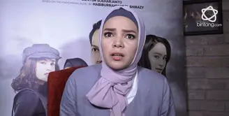 Dewi Sandra menceritakan saat wajahnya terlihat menderita setelah di make up protestik.