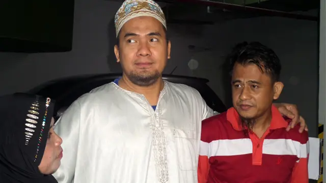 Kenang 4 Tahun Nikah dengan Virginia, Saipul Jamil Menangis 