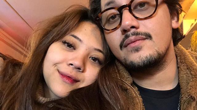 6 Momen Manis Keenan Pearce dan Istri yang Hamil Anak Kedua