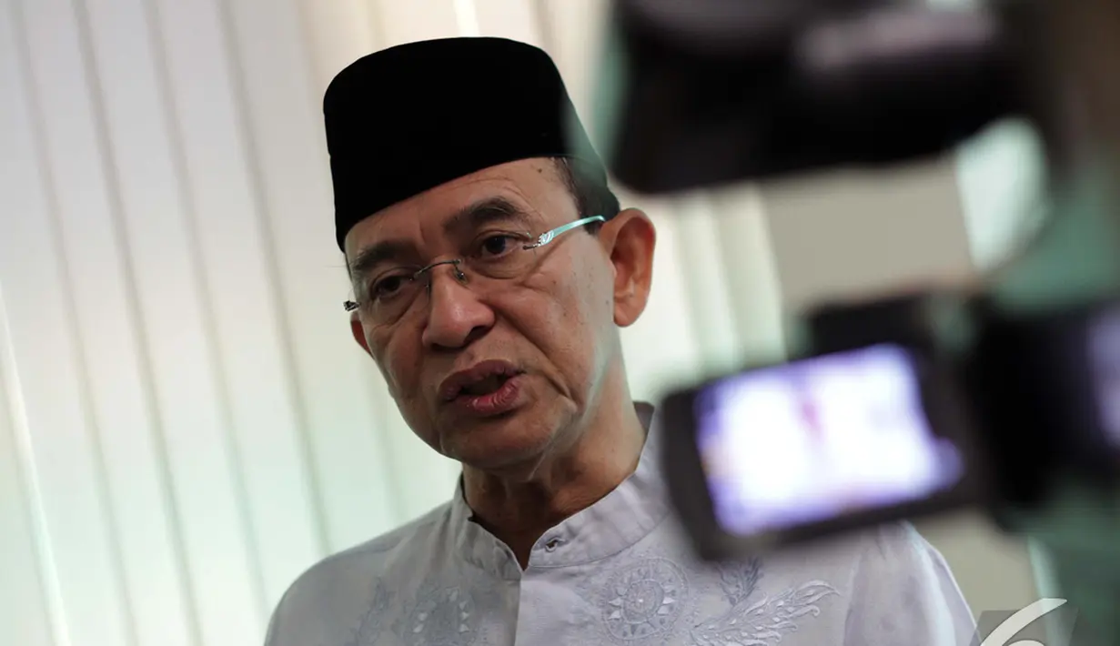 Ketua Majelis Pertimbangan PPP Suryadharma Ali hadir dalam acara Milad Taufiq Kiemas sebagai Bapak Penegak Empat Pilar Kebangsaan di Kantor DPP PPP, Jakarta, Rabu (31/12/2014). (Liputan6.com/Faizal Fanani)