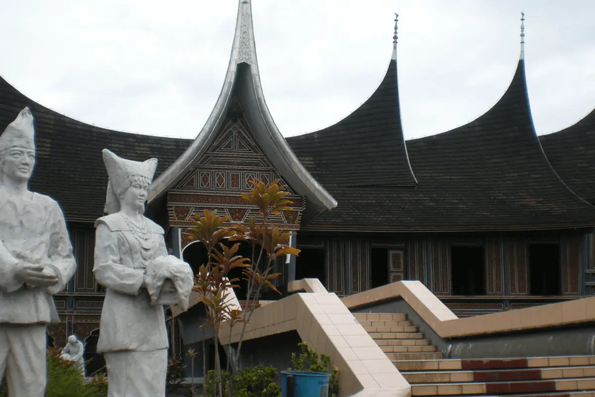 Bahasa Padang by Wikipedia