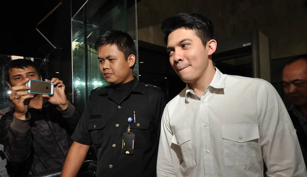 Seperti diketahui, Irwansyah memang terkait dengan rumah produksi yang dirintis Wawan, Jakarta, Rabu (5/11/2014). (Liputan6.com/Miftahul Hayat)