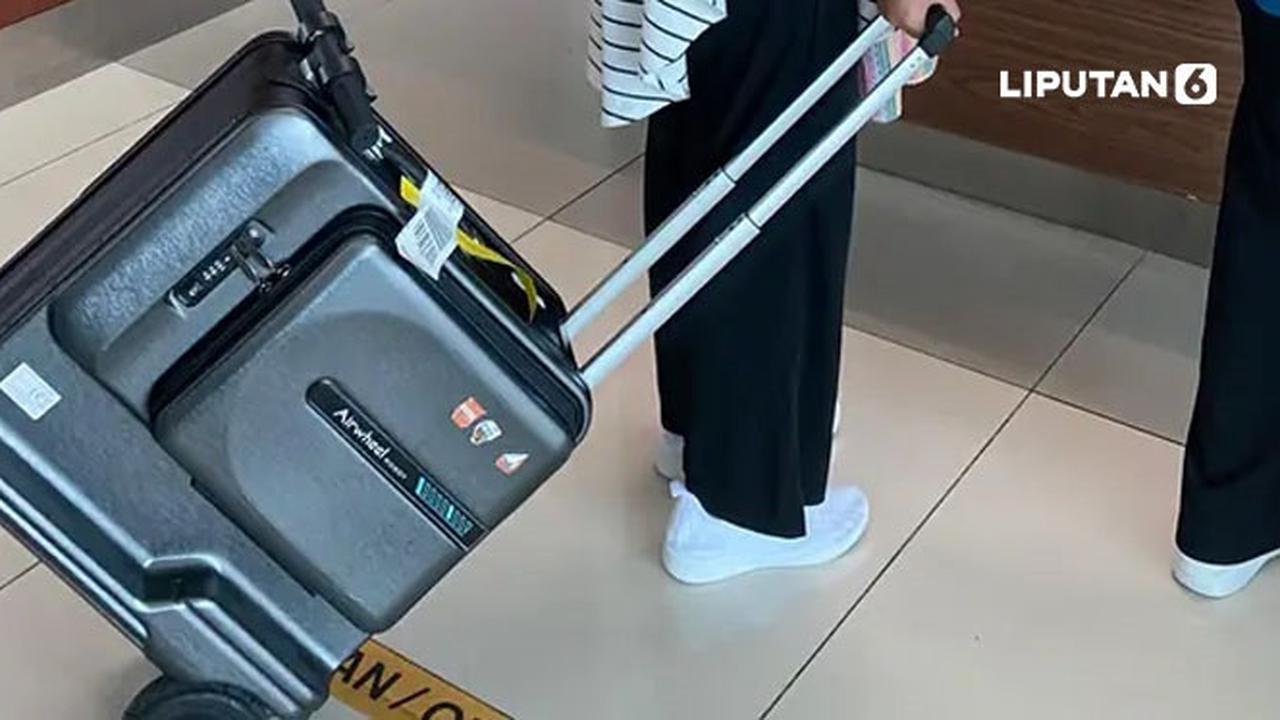 Banner Infografis Sederet Aturan Koper Pintar Masuk Kabin Pesawat. (Foto: Dok. Kemenhub)