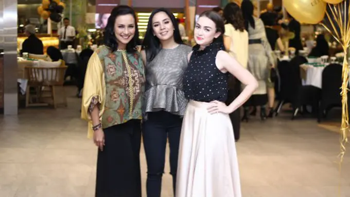 Ultima Brand Ambassador/ULTIMA II