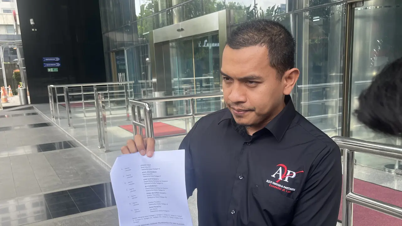 Pengacara Immanuel Ebenezer alias Noel, Aziz Yanuar