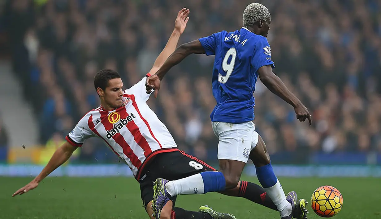 7. Jack Rodwell (Manchester City), dirinya digadang-gadang sebagai pemain masa depan Inggris karena skill yang di atas rata-rata. Tetapi label iitu hilang akibat cedera kambuhan yang sering menimpannya sejak tahun 2014. (AFP/Paul Ellis)