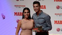 Georgina Rodriguez merupakan kekasih Cristiano Ronaldo, mega bintang sepak bola, sekaligus kapten timnas Portugal yang berstatus juara bertahan. (Foto: AFP/Javier Soriano)