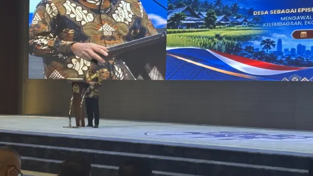 Menteri Desa dan Pembangunan Daerah Tertinggal (Mendes PDT) Yandri Susanto menghadiri Rapat Kerja Nasional (Rakernas) Asosiasi Kepala Desa Seluruh Indonesia (AKSI) di Kompleks Parlemen, Senayan, Jakarta, Rabu (9/9/2026).