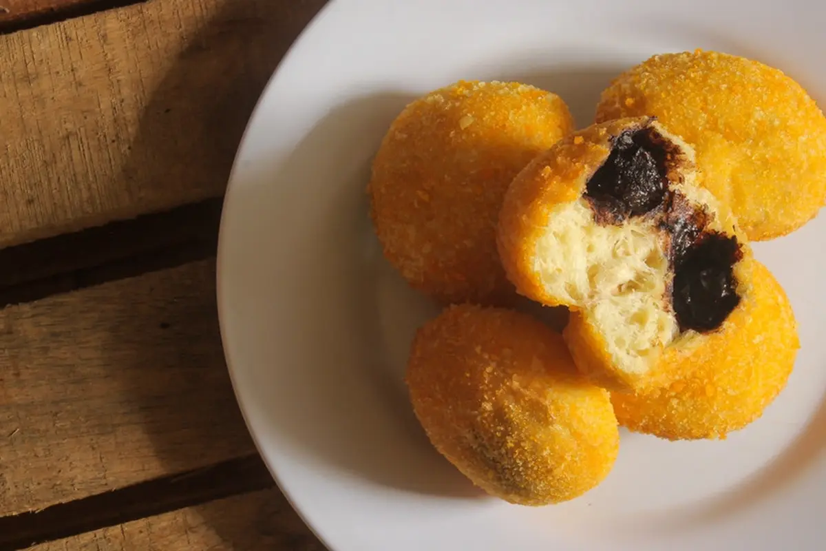 Resep Bola-Bola Tape Isi Cokelat