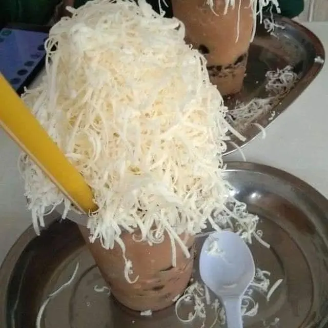 6 Potret Minuman Pakai Bahan Tak Biasa Ini Nyeleneh, Bikin Enggak Jadi Haus